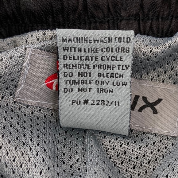 Tonix Black Water/Wind Resistant Sports Athletic Warm Up Pant Bolt 1088 Sz L - Picture 11 of 15